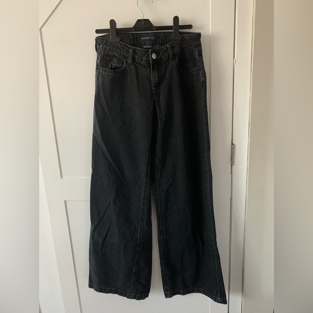 Black Low rise wide leg jeans.
